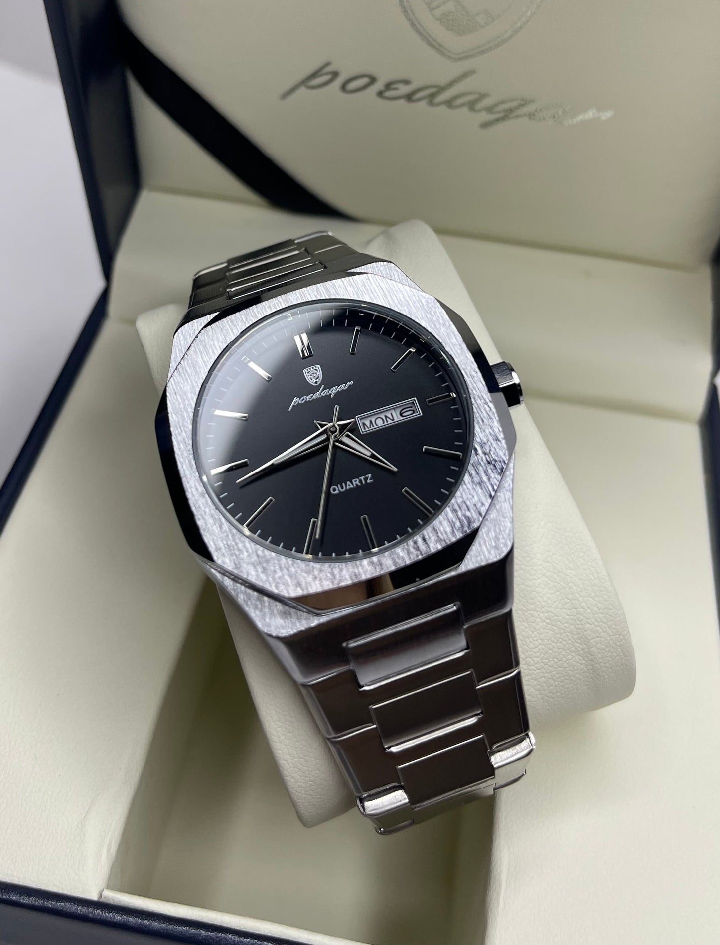 Poedagar 825 (Black)